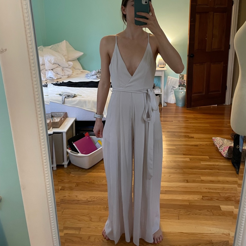 Jumpsuit, low V, gray